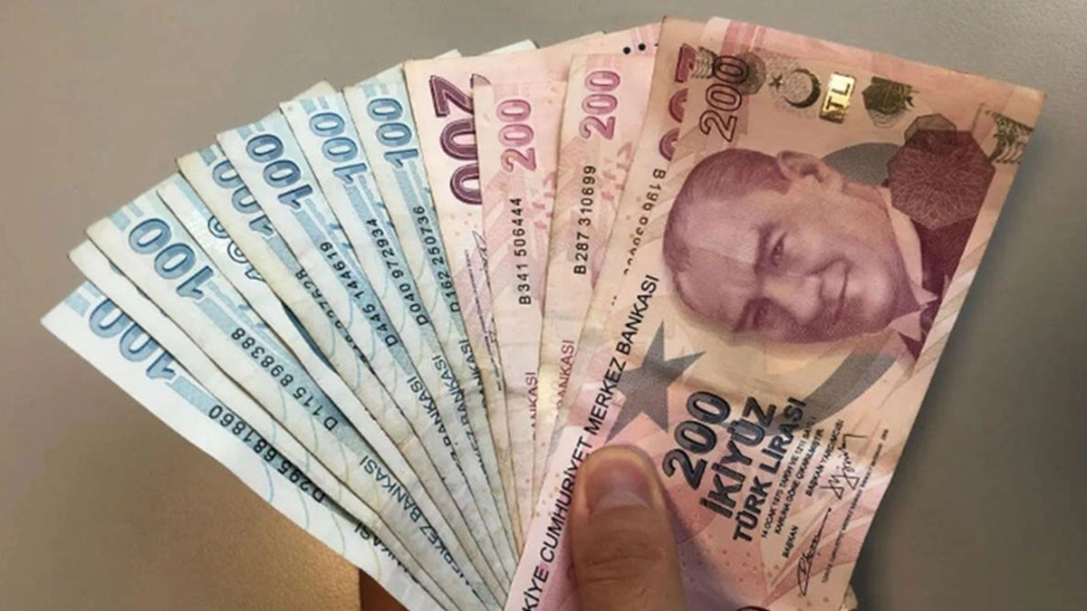 Memurlar yeni yılda cebini dolduracak! Yüzde 50 zam kesinleşti, işte yeni ücret...
