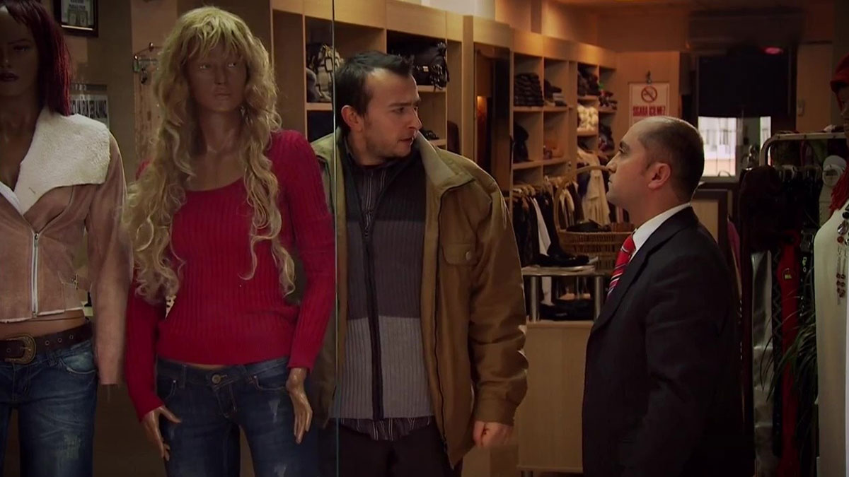 Şeytanın aklına gelmeyecek plan! AVM'de öyle bir yöntemle hırsızlık yaptı ki kimsenin ruhu bile duymadı