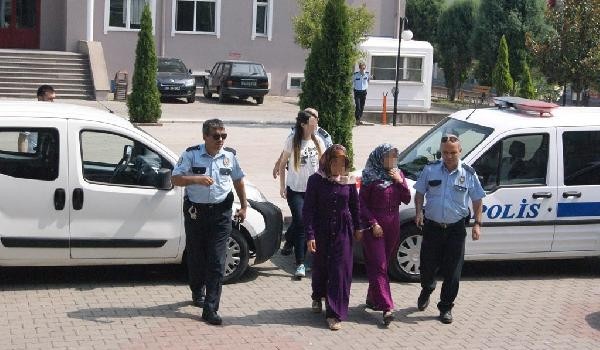 Hendek'te FETÖ evlerine operasyon: 5 kişi gözaltına alındı