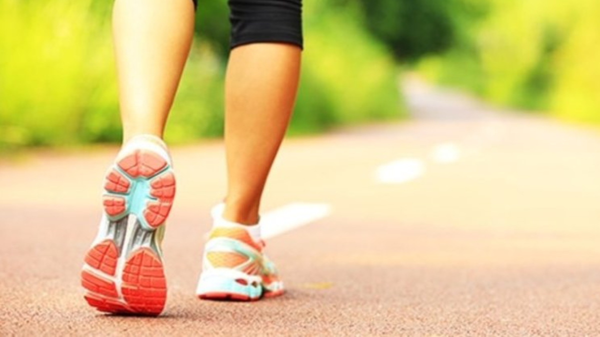 1 saat yürüyüş kaç kalori