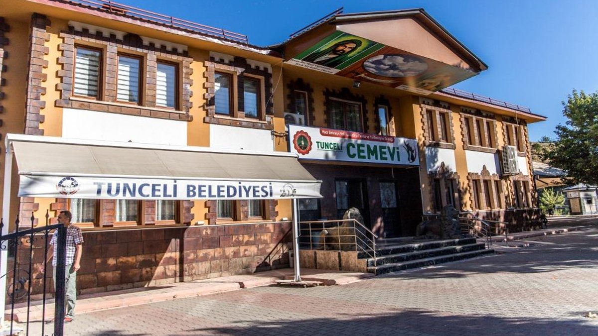 Cemevinde gıyabında cenaze namazı krizi: Filistin halkını kullanarak Aleviliği asimile etmeye yönelik bir çalışma