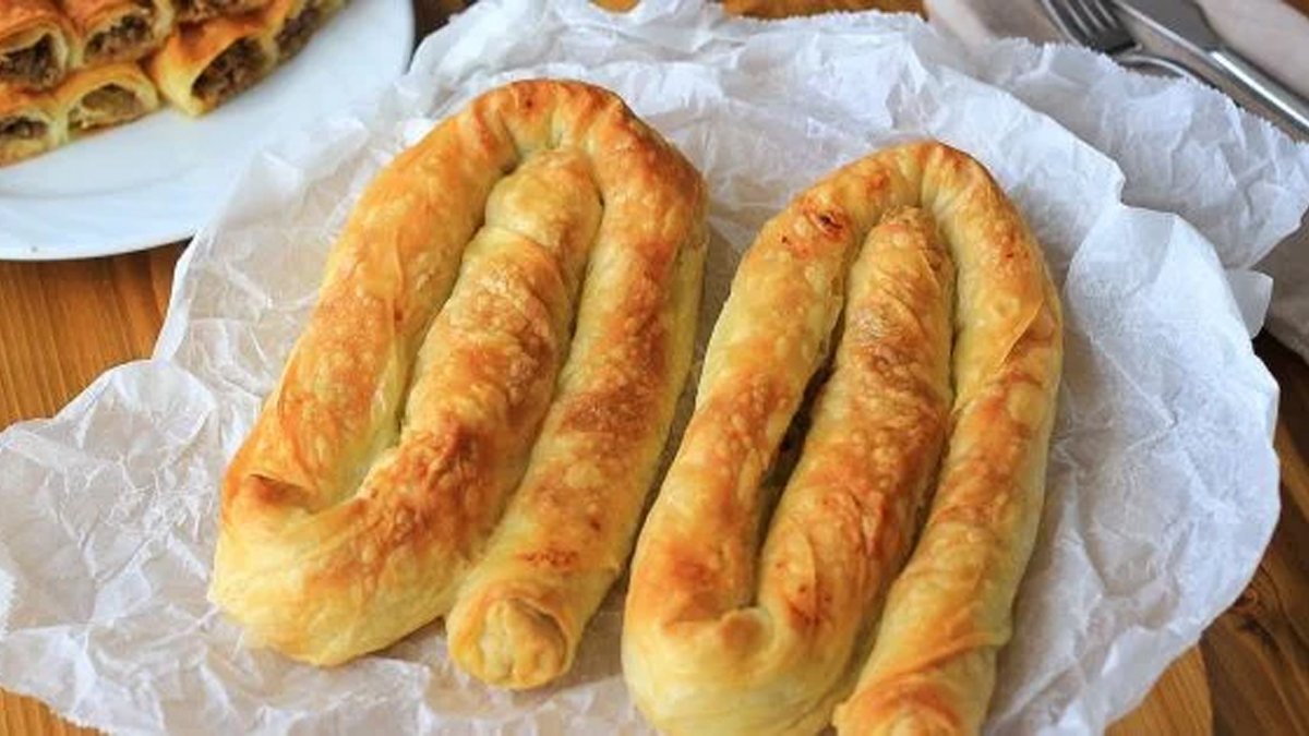 Pastanedekilerden tek farkı ekonomik olması! Çıtır çıtır Karaköy böreği tarifi: Yiyenler nereden aldın diye soracak