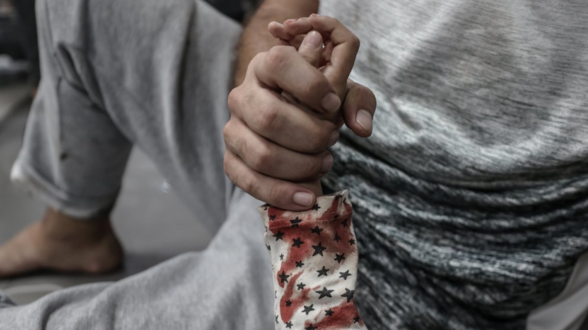 İsrail, sivilleri hedef almaya devam ediyor: Bir günde 400 yerleşim yerini vurdu