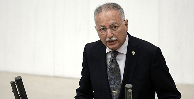 MHP'nin adayı İhsanoğlu başvurusunu yaptı