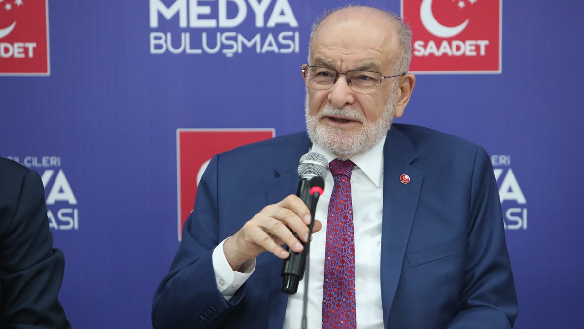 Karamollaoğlu 'yeni dünya savaşı' ihtimaline dikkat çekti: ABD giderek radikalleşiyor