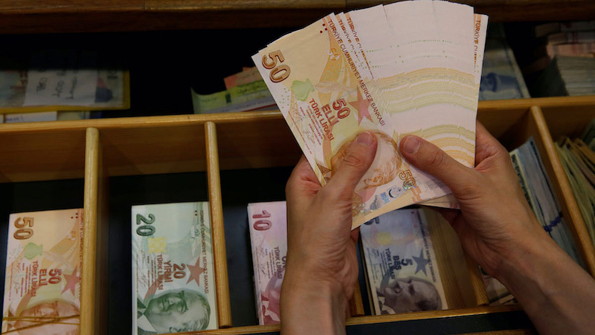 Milyonlarca asgari ücretliyi ilgilendiriyor: Kıdem tazminatı ve ihbar ödemesi değişti! İşte yeni hesap tablosu