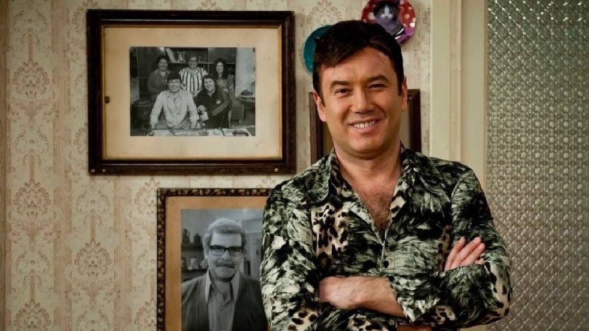 Şoray Uzun ekranlara geri dönüyor! Sürpriz dizisi belli oldu: Uzun süre sonra bakın hangi diziye dahil oluyor