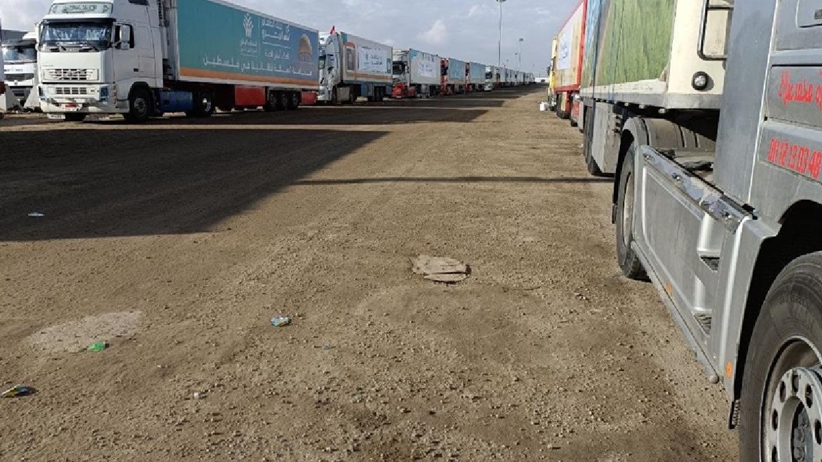 Filistin Kızılayı: 10 tır daha Gazze’ye ulaştı