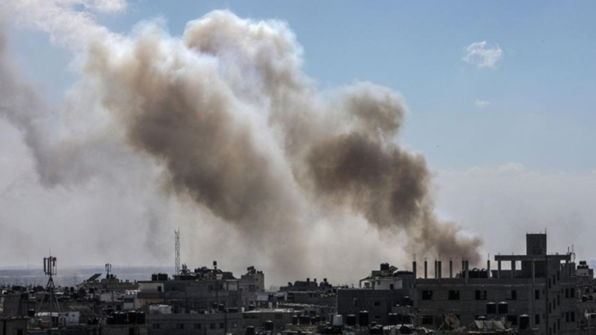 Gazzeli kadın saldırı altındayken seslendi: Güvenli hiçbir yer yok