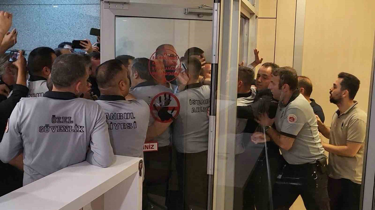 Can Atalay kararı beklenirken adliyede arbede çıktı