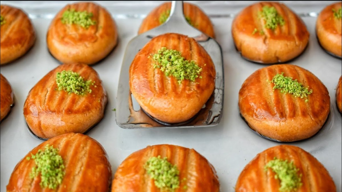 Şekerpare Tarifi: Tatlı Severler İçin Lezzetli Bir Tarif Rehberi