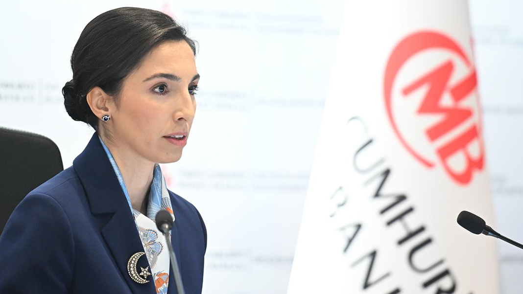 Gaye Erkan'dan yılın son raporu: Merkez, 2023 ve 2024 enflasyon tahminlerini yukarı çekti