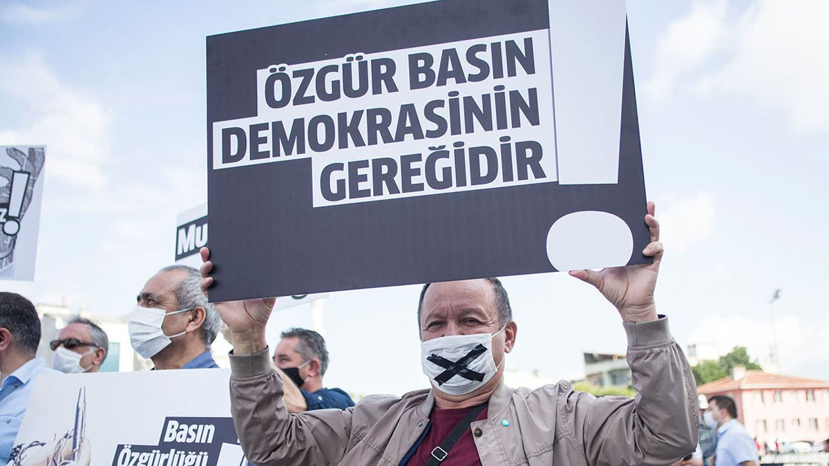 Gözaltına alınan gazeteciler Meclis gündeminde: Kaç soruşturma daha başlatılacak?