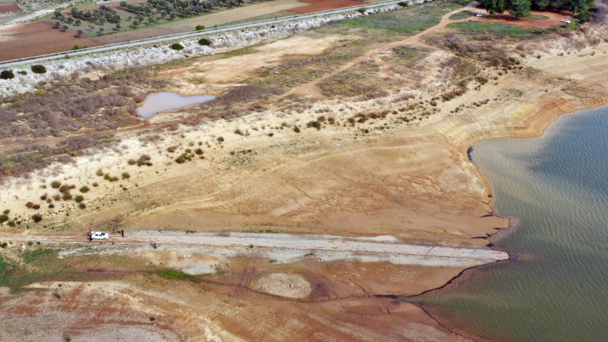 Bodrum halkı susuzlukla karşı karşıya: Sularımız tankerle geliyor, kesintiler yaşanıyor
