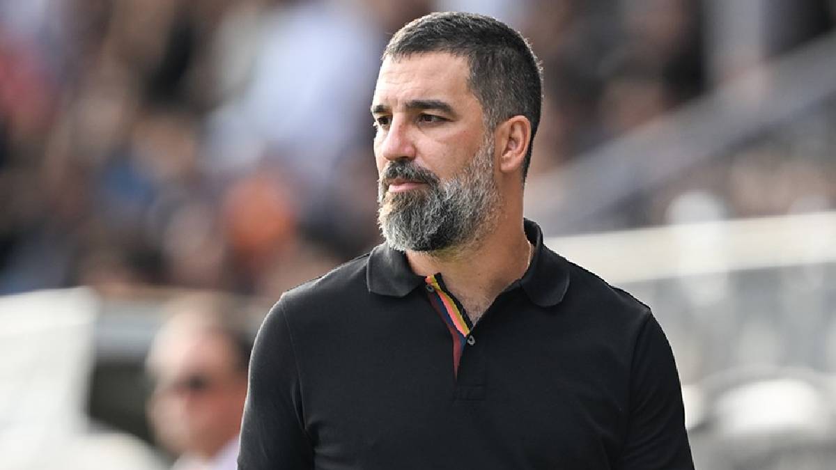 Arda Turan'dan "yaşlanmışsın" diyenlere bomba cevap! Saçı sakalı beyaz diye konuşuluyordu, nedenini açıkladı