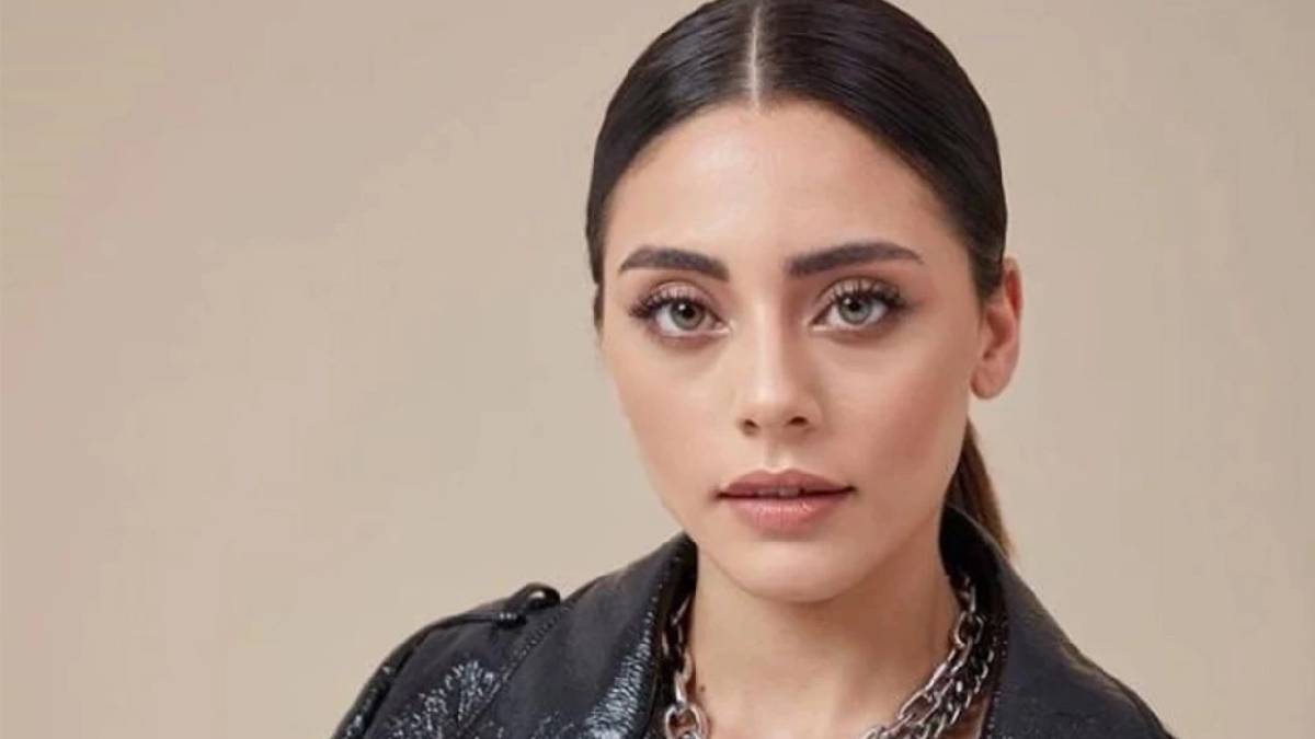 Kızılcık Şerbeti Doğa'dan enteresan paylaşım! "Beni elinden kurtarın..." diyerek paylaştı... Kullanıcılar şaşkına döndü