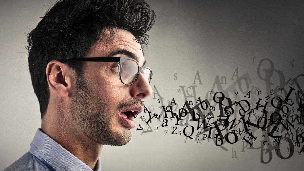 Çevrenizde çok konuşan varsa dikkat! Çok konuşmak o hastalıkların habercisi çıktı, özellikle yaşlılarda daha çok görülüyor