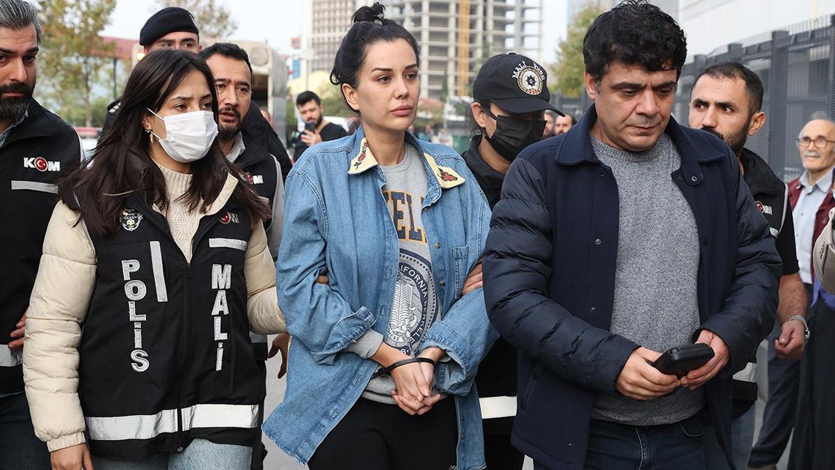 Dilan Polat'ın telefon konuşmalarında dikkat çeken 'grup' detayı