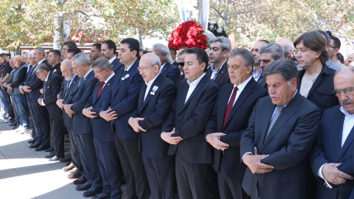 Ali Babacan'ın acı günü: Hilmi Babacan son yolculuğuna uğurlandı