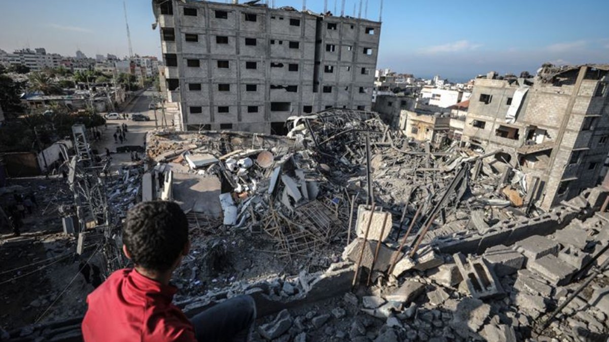 34 günde Gazze cehenneme döndü: Can kaybı 11 bine dayandı