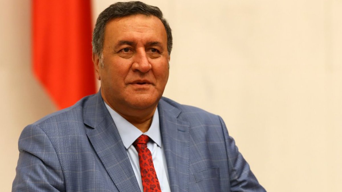 CHP'li Gürer: Vatandaşa halen kanserojen madde içeren borulardan su içiriliyor