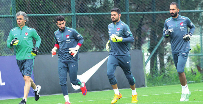 Milli kaleci: Takıma seçilince 5 tane amcam çıktı