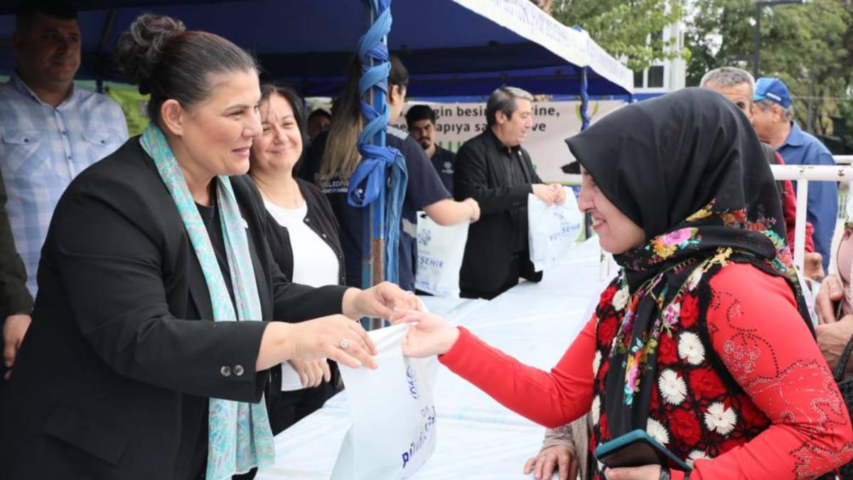 Köşklü vatandaşlar ve esnaf Çerçioğlu’na yoğun ilgi gösterdi