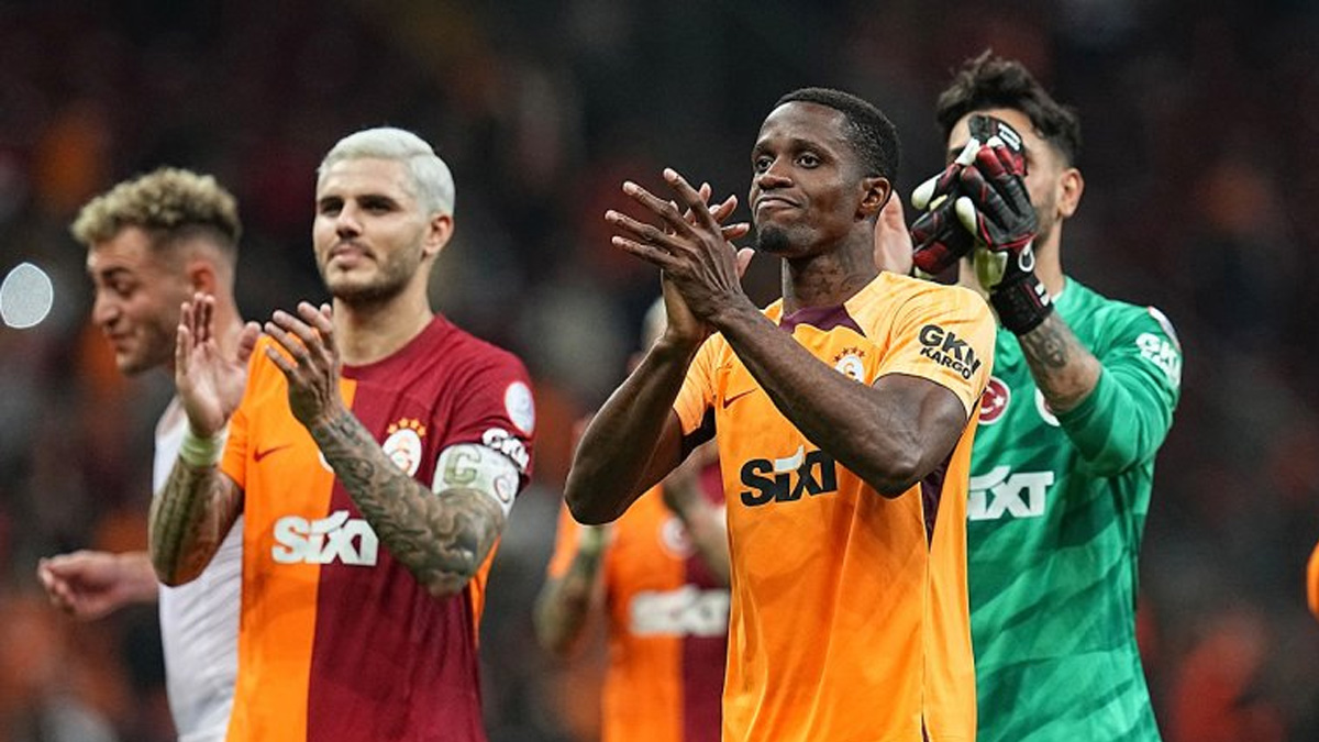Galatasaray'dan Hatayspor maçında anlamlı pankart