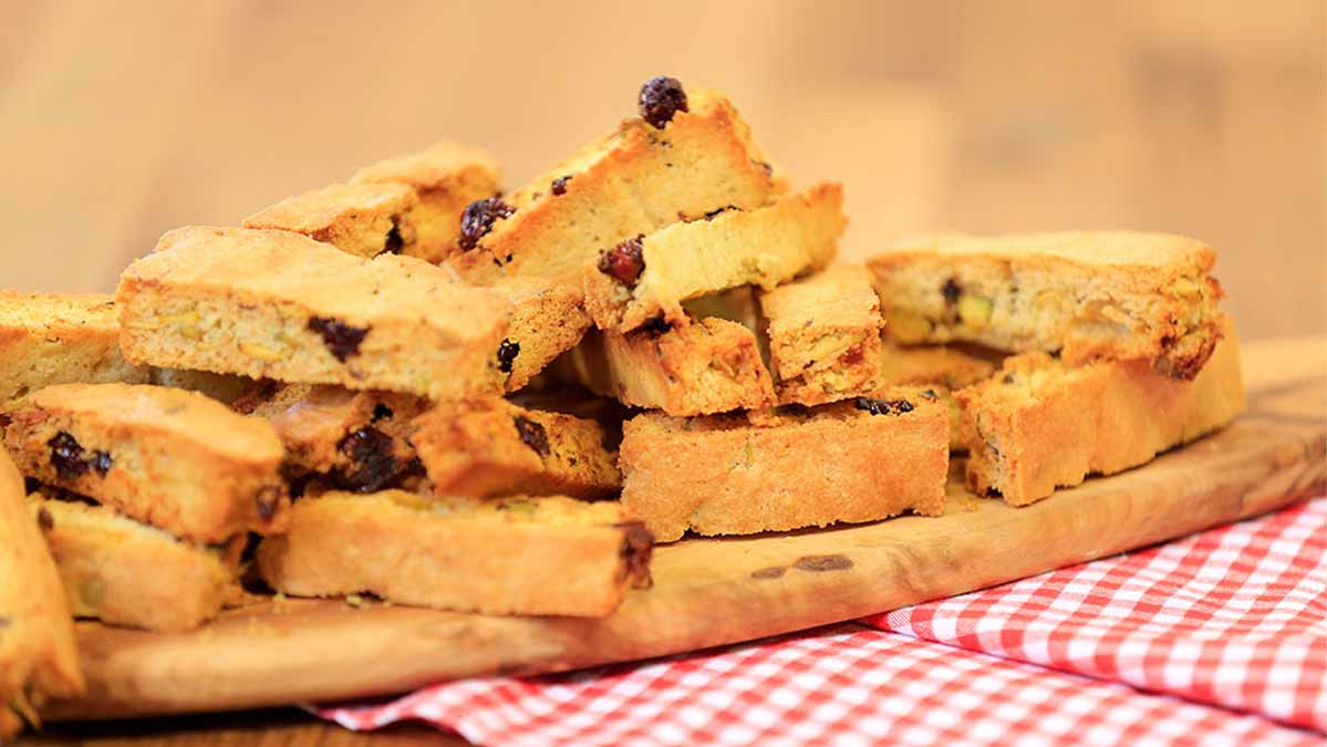 Sadece bir kaşık yağla 2 tepsi Selanik gevreği! Kime ikram etseniz bir tane daha isteyecek, işte yapımı ve püf noktaları