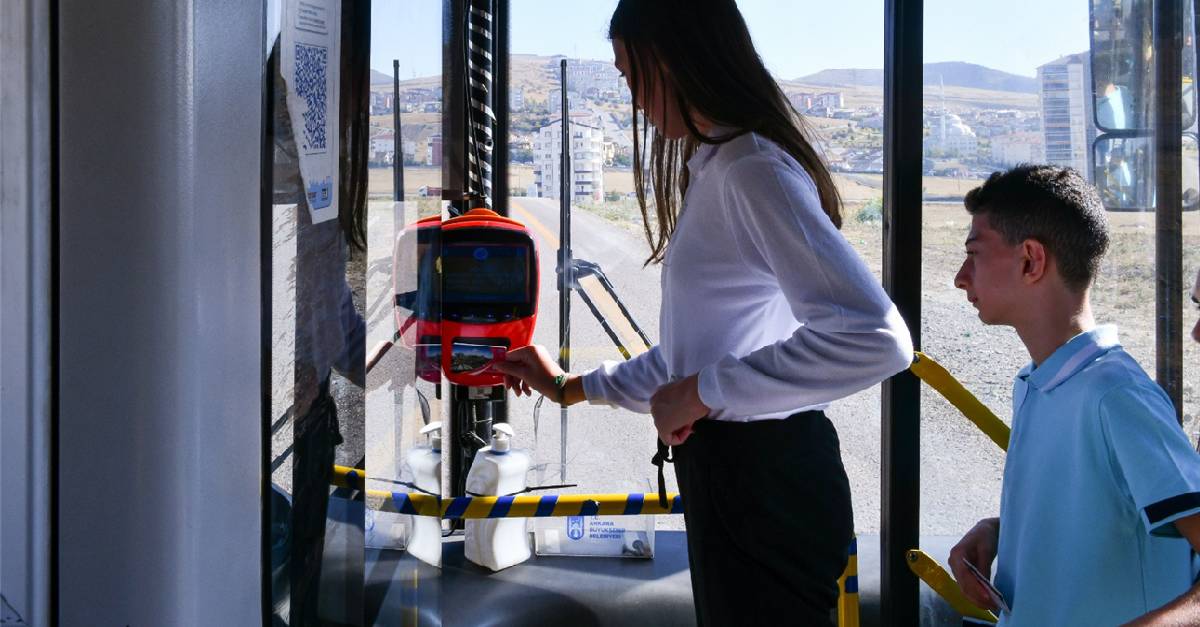 65 yaş üstü ve öğrencilere müjde! Otobüs, Metro, Teleferik... Kimse ücret ödemeyecek! Biniş ücretlerini belediye karşılayacak