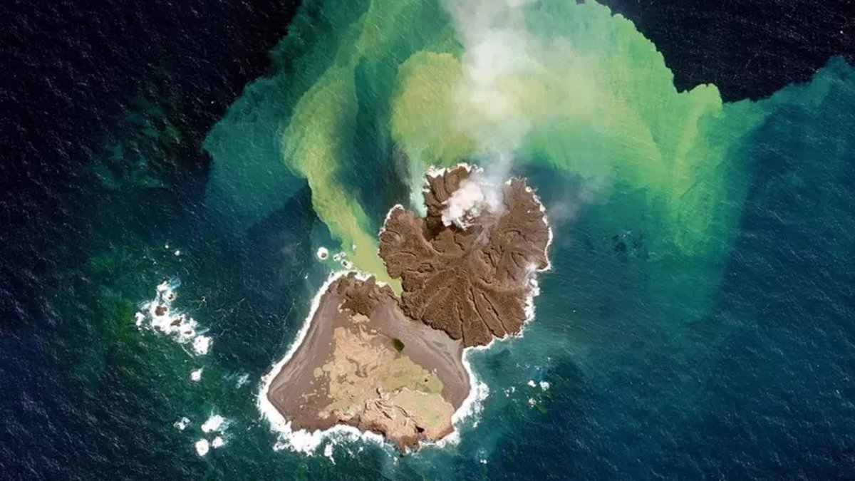 Japonya'da yanardağ patlamasıyla yeni bir ada oluştu: Kalıcı olabilir
