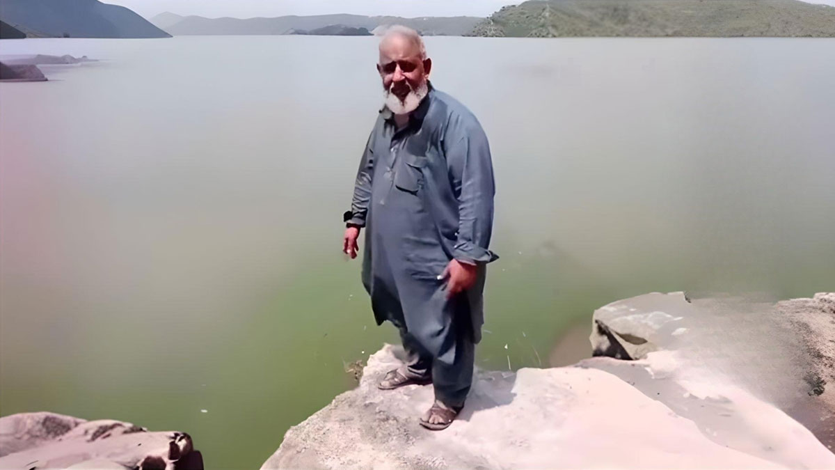 Az sonra yaşanacaklardan habersiz poz verdi: Sonrası felaket! O anlar anbean kamerada