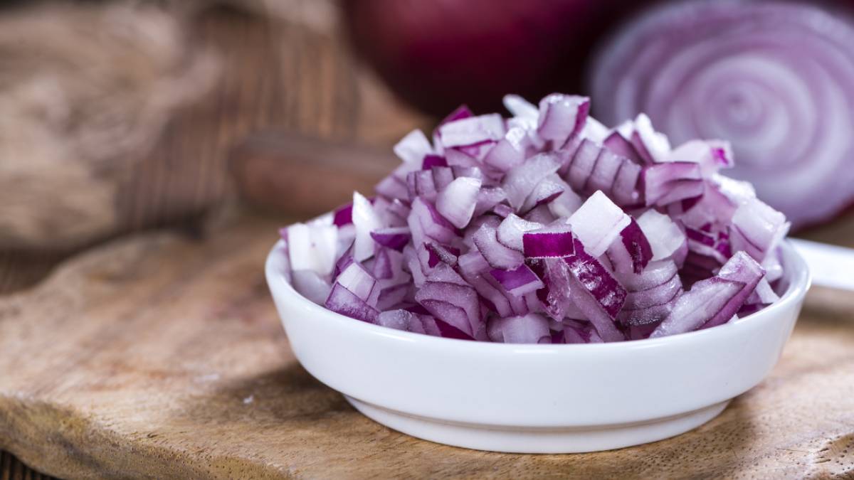 Soğanı bir de böyle deneyin! Soğan sevmeyenler bile her yemeğe katacak... Evinizde rondonuz varsa mutlaka deneyin