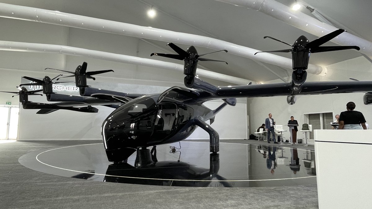 Trafik çilesine 'uçan taksi' çözümü: 10 dakikada 40 kilometre gidiyor