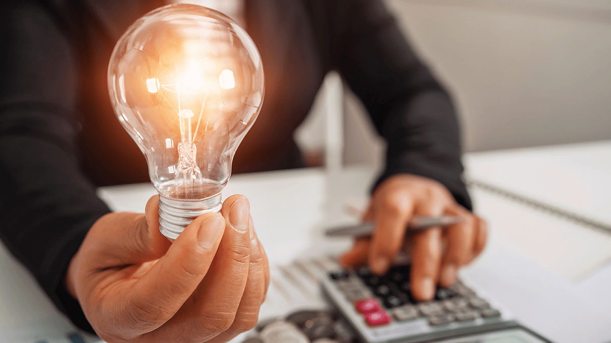 Elektrik faturasını yarı yarıya düşürmek meğer bu kadar kolaymış! Devir tasarruf devri, paranız cebinizde kalsın