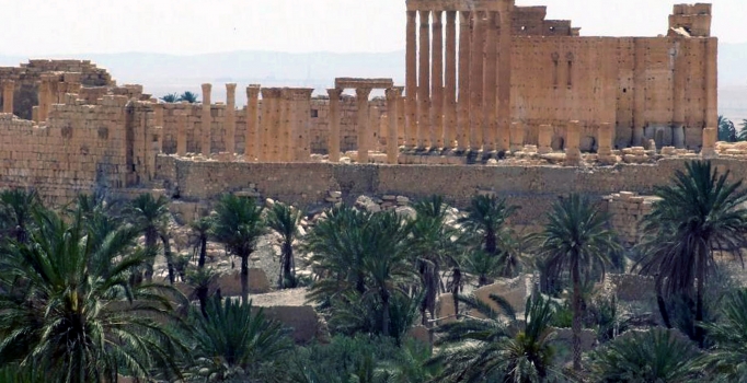 IŞİD'in Palmira'da ilk yıkımı Peygamber soyuna