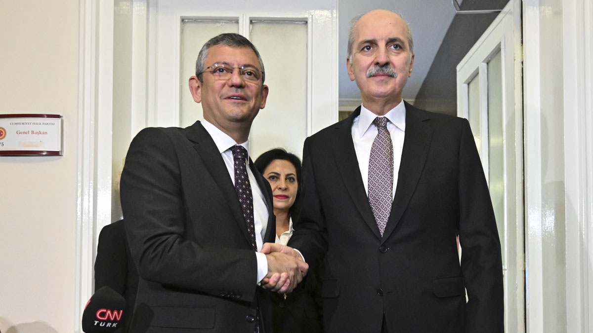 Kurtulmuş'tan peş peşe ziyaret: Özel ile görüştü