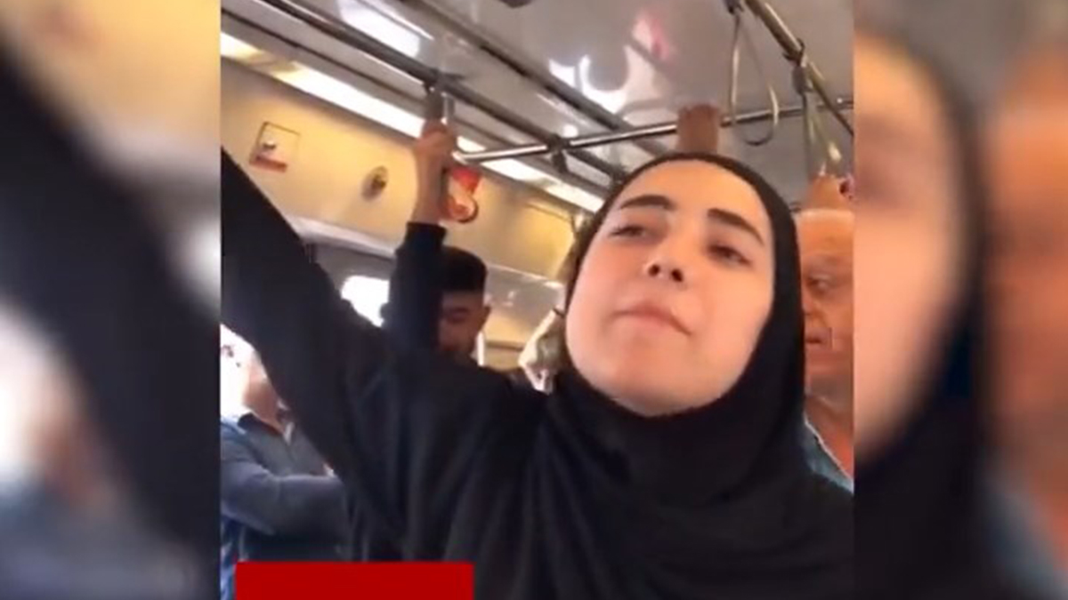 Metroda bir anda 'Davamızı ilan ediyorum' diye bağıran kadın viral oldu! Yolcular şaşkınlık içinde izledi!