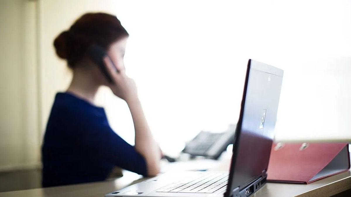 Teklif verildi: Çalışma saatlerinin azaltılması yeniden gündemde! Bakın mesai saatinin kaç saat olması isteniyor...