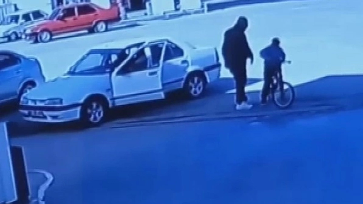 Küçük çocuğu tokatladı, gözaltına alındı