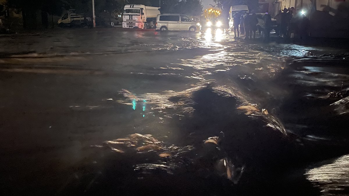 Batman'dan üst üste acı haber: Sele kapılan kadın ve 3 çocuğu hayatını kaybetti