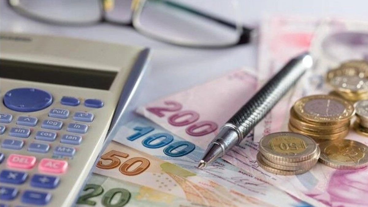 Emekli zammı kök maaşa mı, taban maaşa mı yapılacak? Masadaki üç formül tartışılıyor...