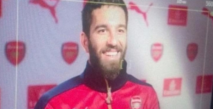 Arsenal'e Arda Turan'ı transfer ettiler