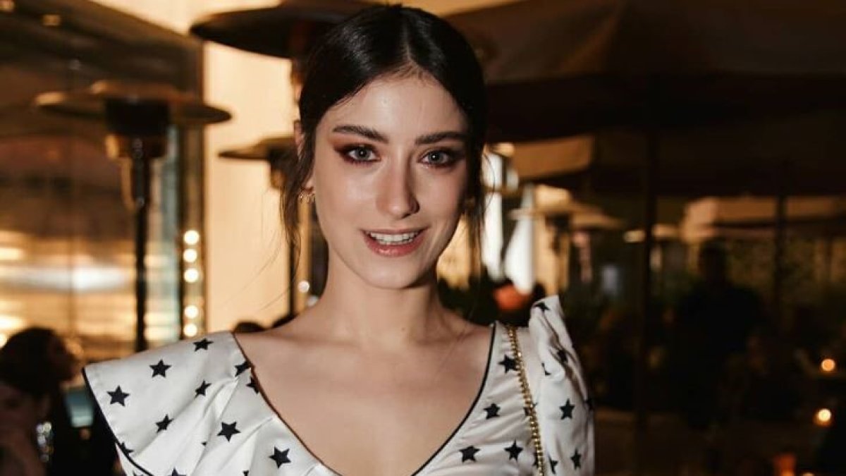 Hazal Kaya: Üçüncü çocuğu yapmak yerine evlat edinebilirim