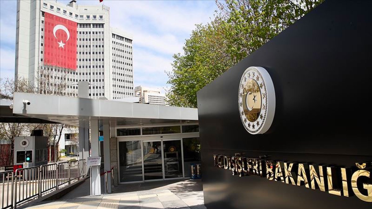 Dışişleri Bakanlığı: 100 vatandaşımız ve aile yakınları Gazze'den Mısır'a geçti