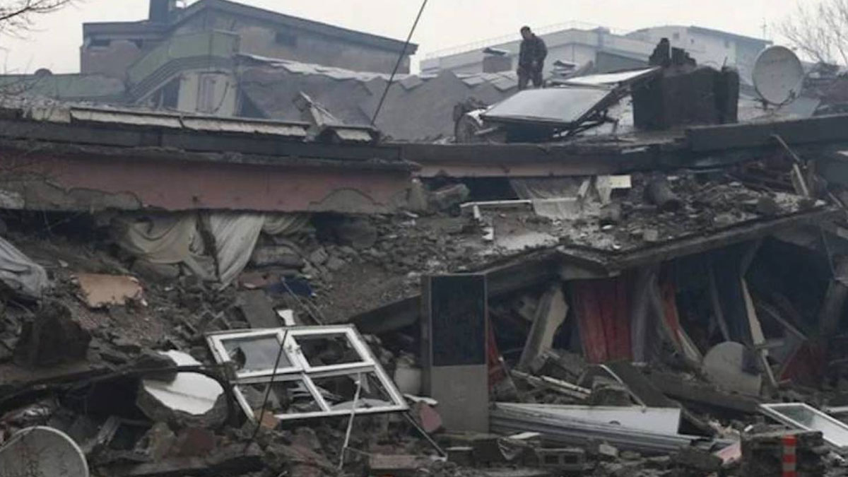 Depremde 105 kişiye mezar olmuştu: Bilge Sitesi davasında 4 kişi tutuklandı