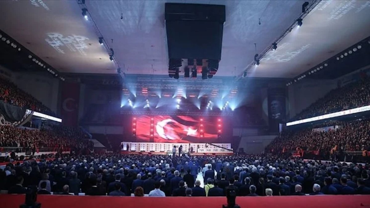 CHP’de gözler Tüzük Kurultayı'na çevrildi: Tarihi belli oluyor! Yeni tüzükte neler olacak? İşte detaylar...