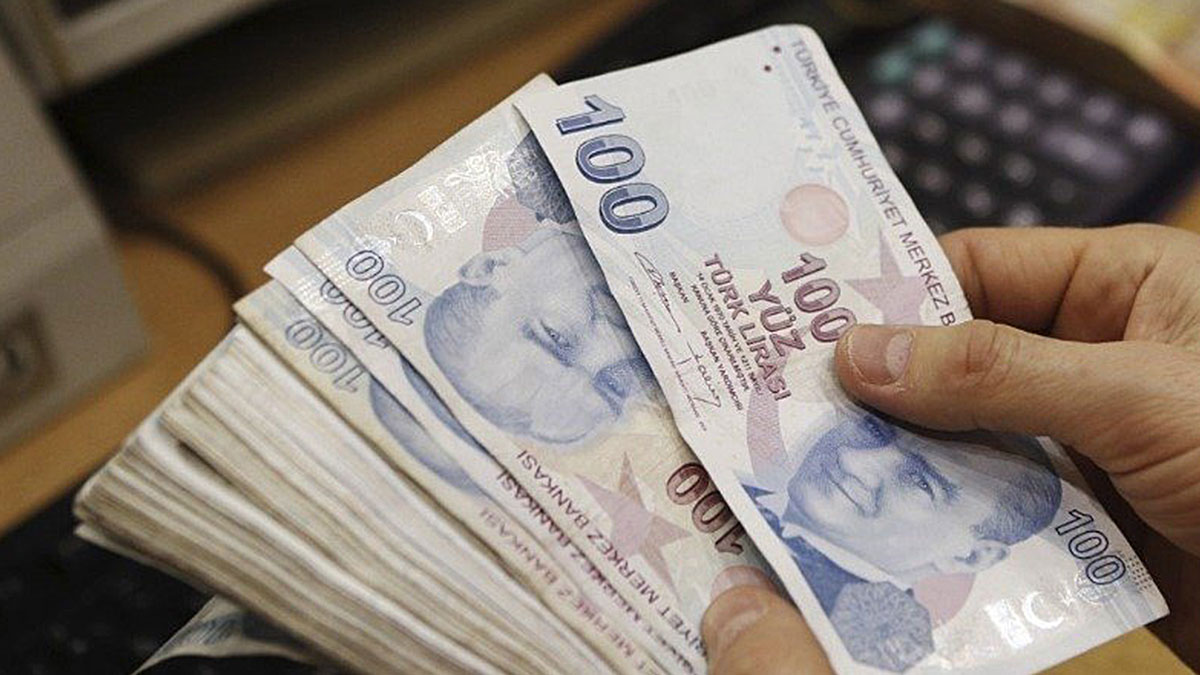 'Hükümet yetkililerinden bilgi aldım' diyerek 2024 asgari ücreti açıkladı! Youtube'da canlı yayında ilk kez paylaştı