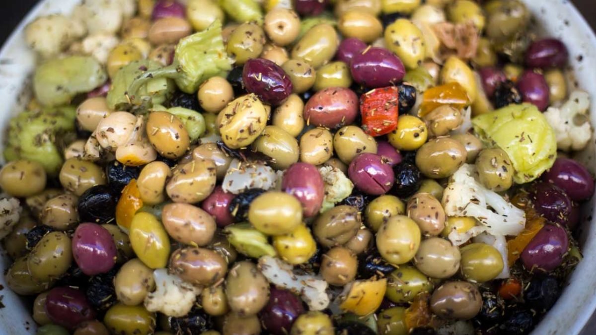 Zeytinleri dipdiri tutmanın yöntemi bulundu! Meğer zeytinin yumuşamasını önlemek bu kadar kolaymış