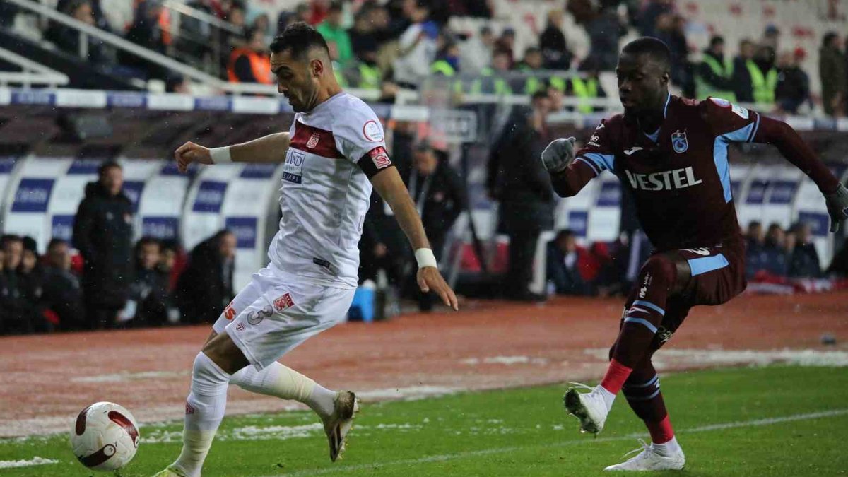 Trabzonspor gol düellosunda Sivasspor engelini aşamadı